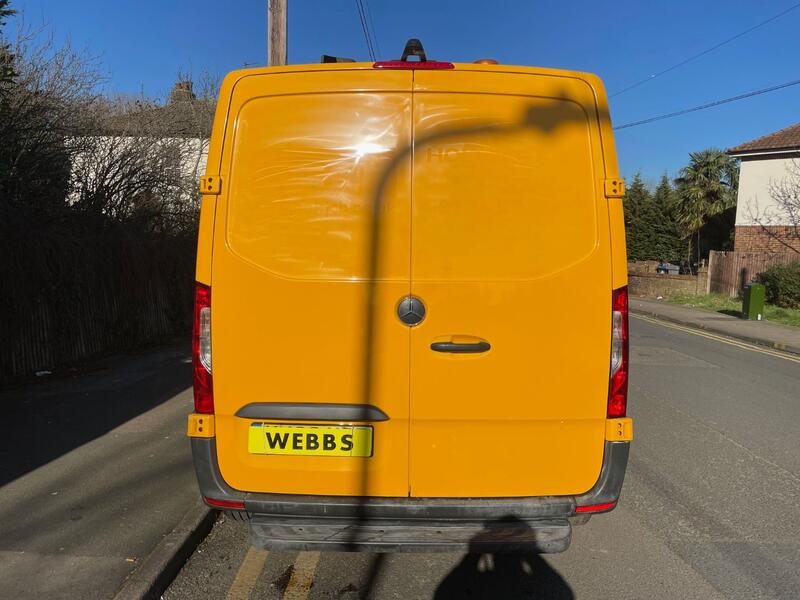 MERCEDES-BENZ SPRINTER