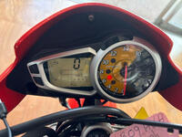 TRIUMPH STREET TRIPLE 675