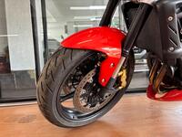 TRIUMPH STREET TRIPLE 675