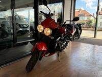 TRIUMPH STREET TRIPLE 675