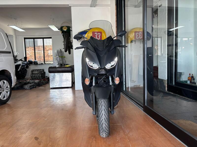 YAMAHA X-Max
