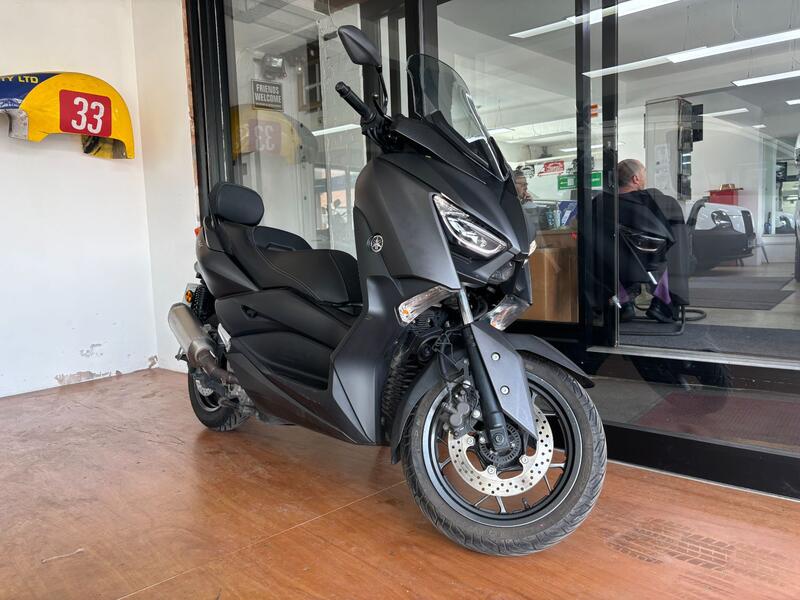 YAMAHA X-Max