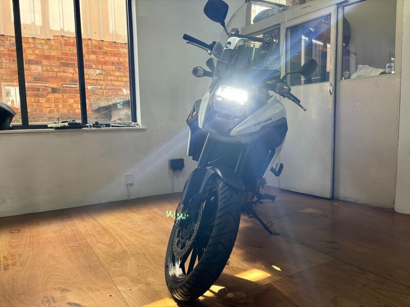 SUZUKI DL
