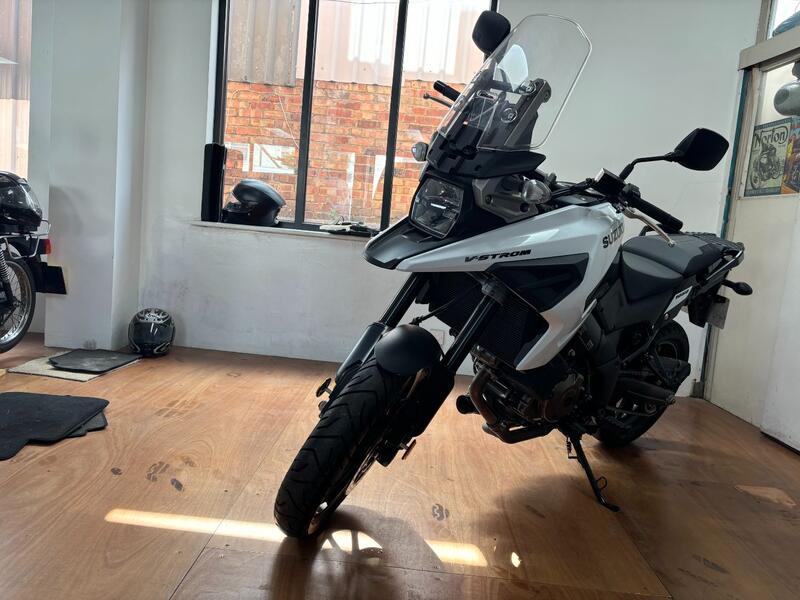 SUZUKI DL