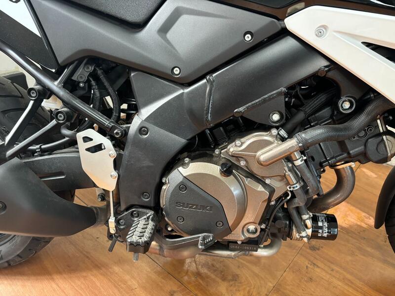 SUZUKI DL
