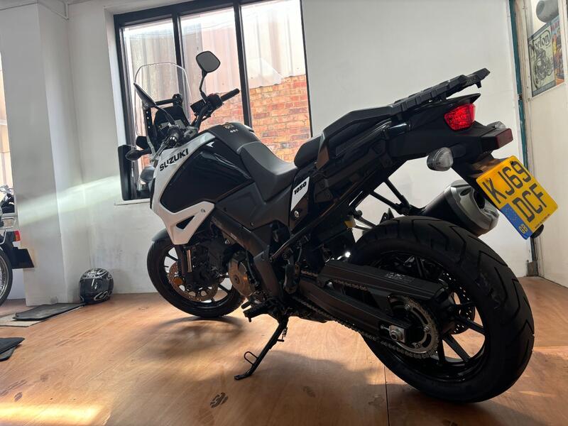 SUZUKI DL