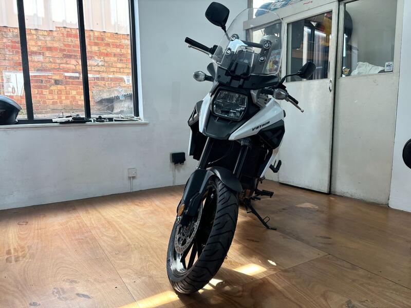 SUZUKI DL